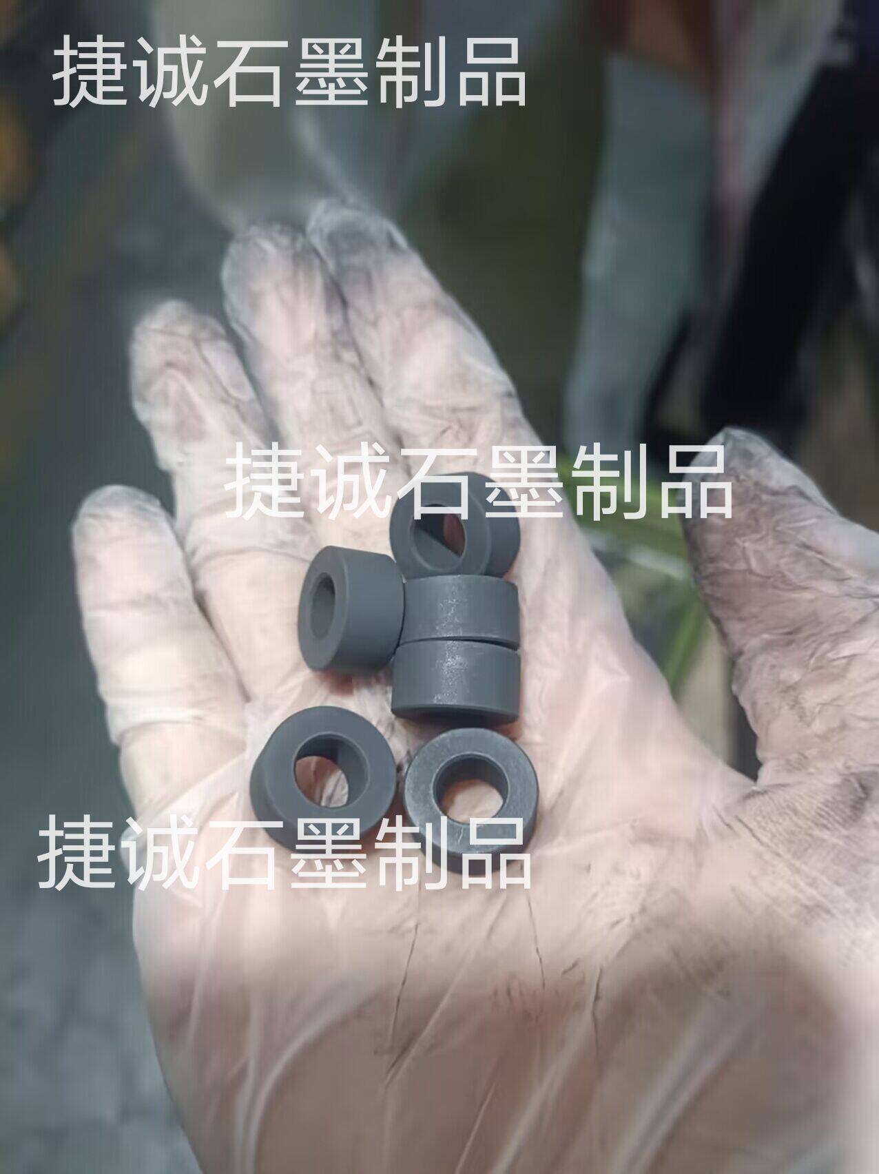 石墨滑動軸承,石墨球面軸承，浸漬耐磨石墨軸承加工，東莞浸樹脂石墨軸承加工，石墨氣浮軸承廠家，石墨軸承加工，石墨塊自潤滑軸承，石墨軸承加工廠，浸漬石墨軸承生產(chǎn)廠家
