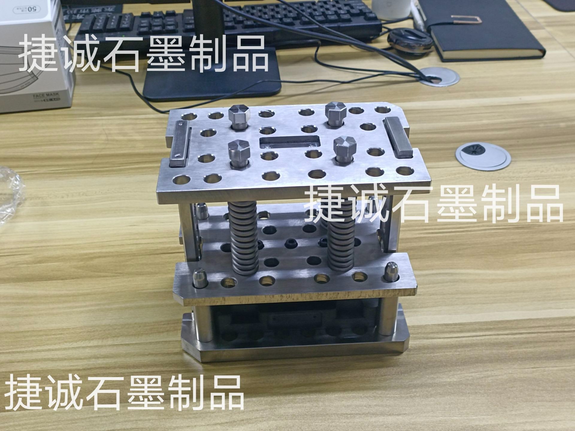 水冷板不銹鋼復(fù)合石墨治具，石墨模具